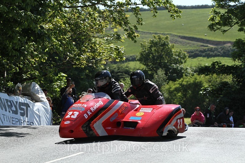 Howard Baker/ Mike Killingsworth - Sure Sidecar Race 2