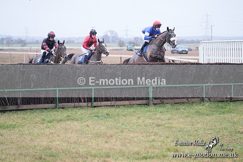 PtP 260125 34 - Cocklebarrow Point-to-Point racing with the Heythrop Hunt 26/01/25
