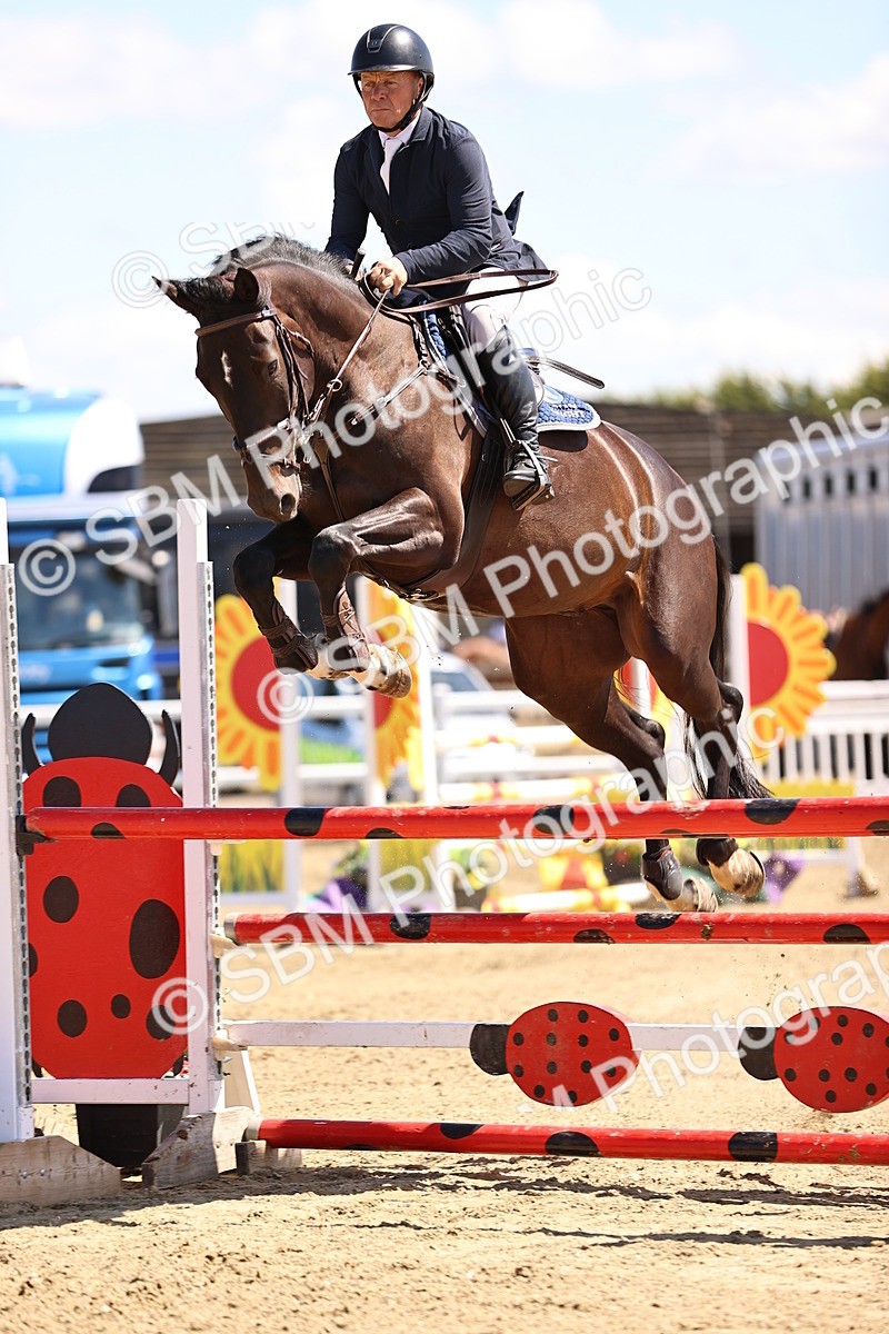 SBM_014812 - Class 15 - Senior Newcomers - 1.10m Open