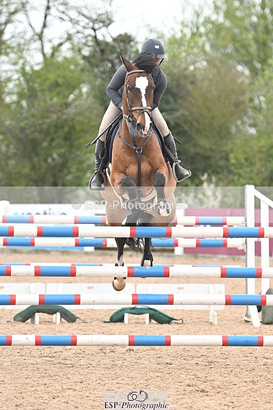 240406A-145331-04045 - Cls 15 Foxhunter