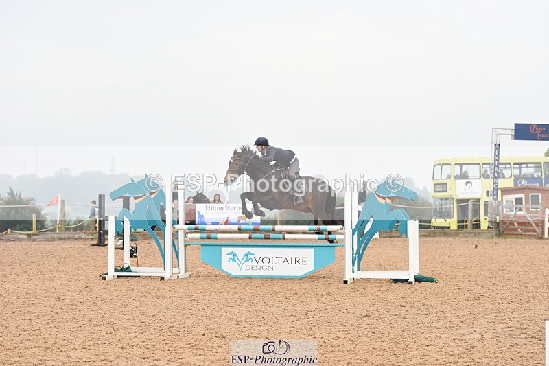 230916A-152330-05341 - Cls 18 Snr 95cm Derby