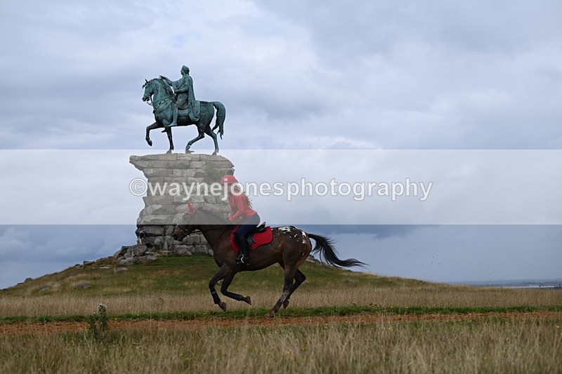 DSC_5909 - Time at Statue 12:17 to 12:44