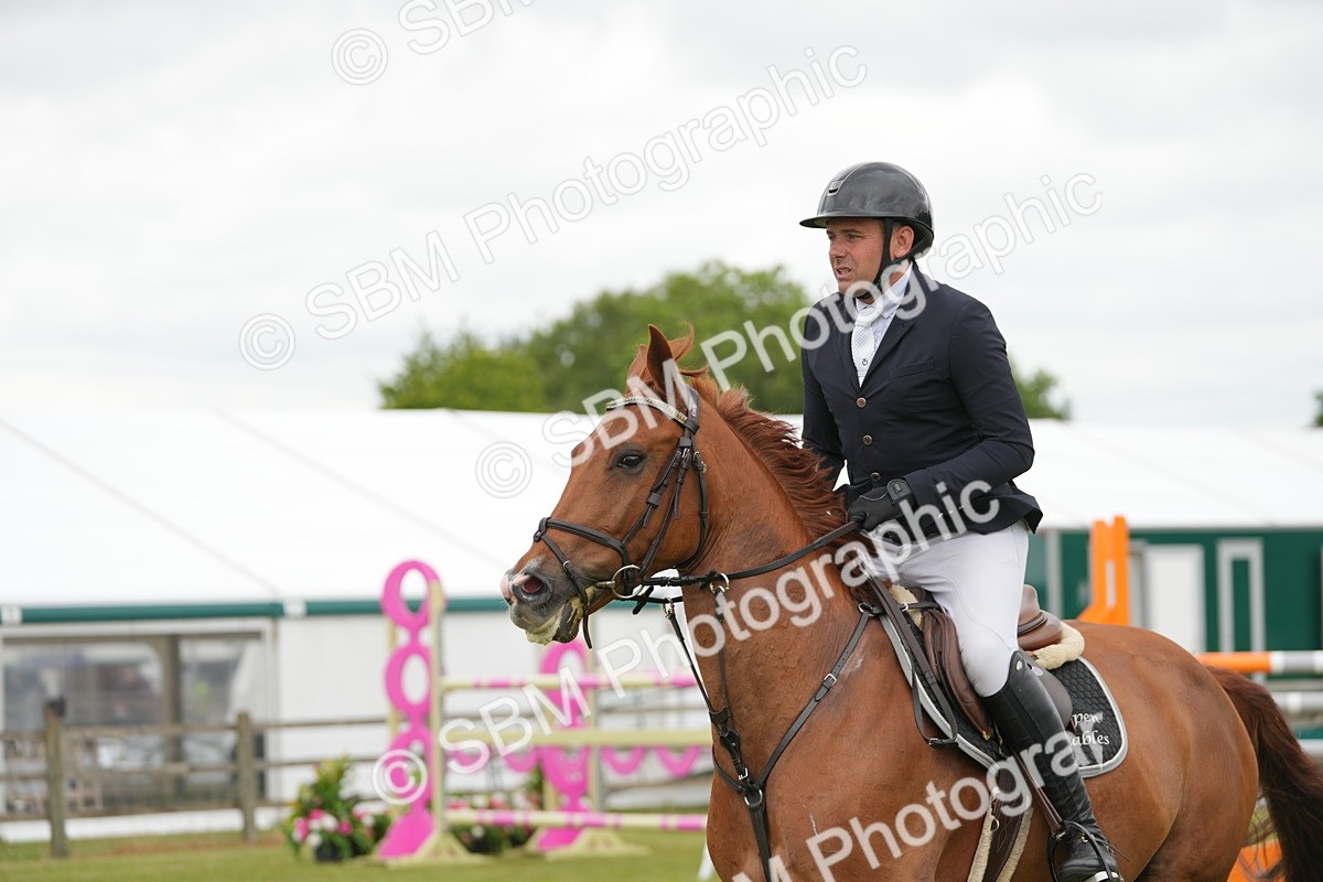 SBM_05190 - Class 201 - British Horse Feeds Speedi Beet Horse of the Year Show Grade  C