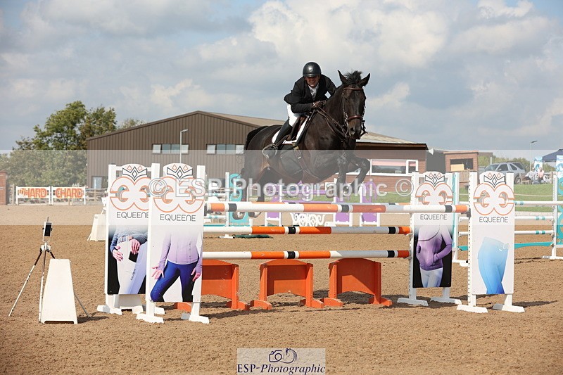 230915A-133018-02355 - Cls 4 National 1.30m