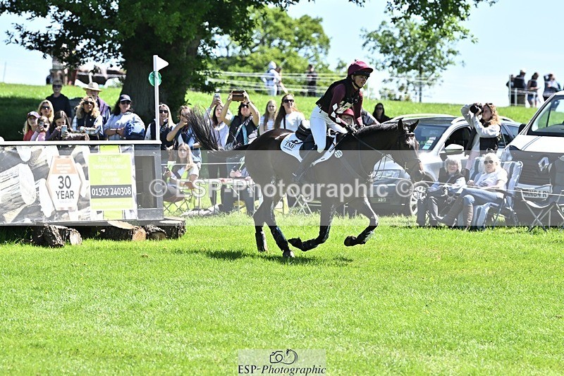 240525-110421-12194 - 326-BALLINAMEEN_BOYLE-Georgie_Selley
