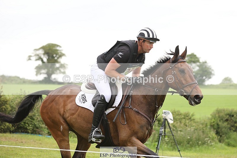 240525-172334-18251 - 272-PRIORSPARK_ROYAL_RIFF-RAFF-Jesse_Campbell