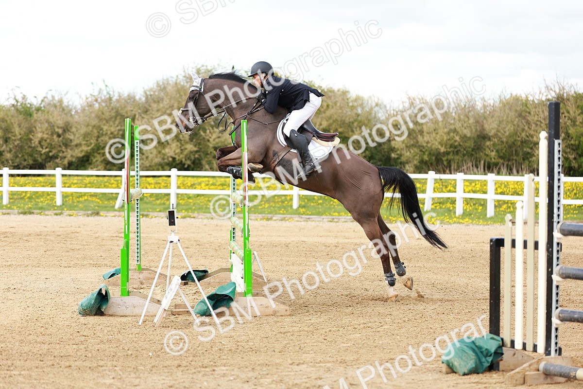SBM_002583 - Class 5 - Senior Foxhunter - 1.20m