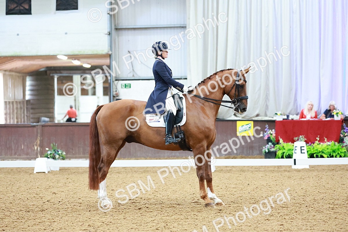 SBM_007745 - Class 9 - FEI INT II - 16.54.17.57