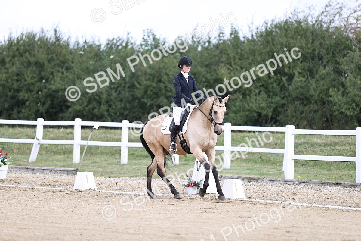 SBM_015309 - Class 14 - Novice 23 - 9.05-10.08