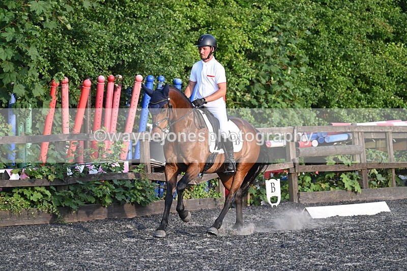 WJ7_0233 - Time 19:22 to 19:36