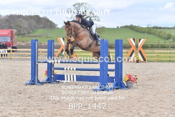 BPP_1442 - CLASS 15 SAT Senior BritiNovice/ 90cm Open