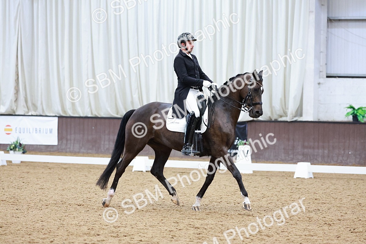 SBM_016682 - Class 5 - FEI INT II - 17.24-18.20