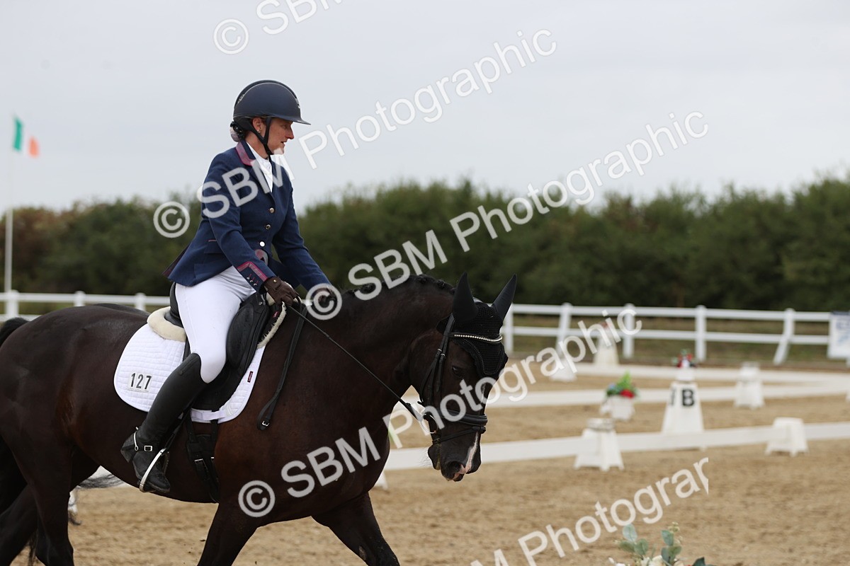 SBM_004342 - Class 9 - Novice 3 Champs