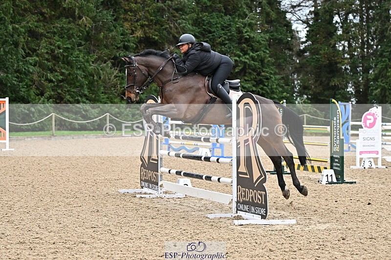 250201A-142958-00961 - Cls 04 Local Horse 120cm