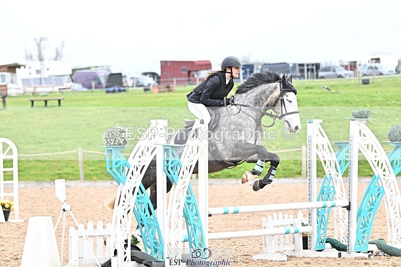 250414-102839-00100 - 80cm Round 1