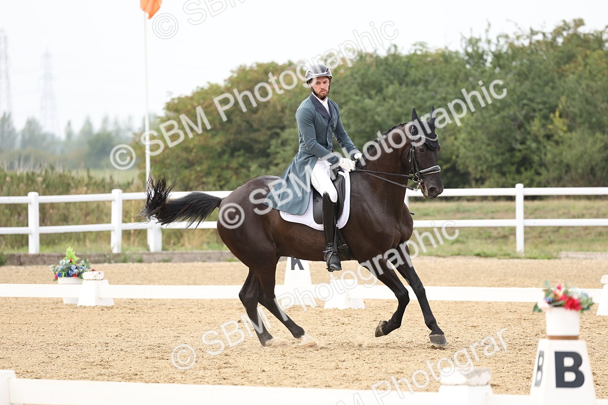 SBM_008350 - Class 10 - FEI INT I - 16.10-16.50
