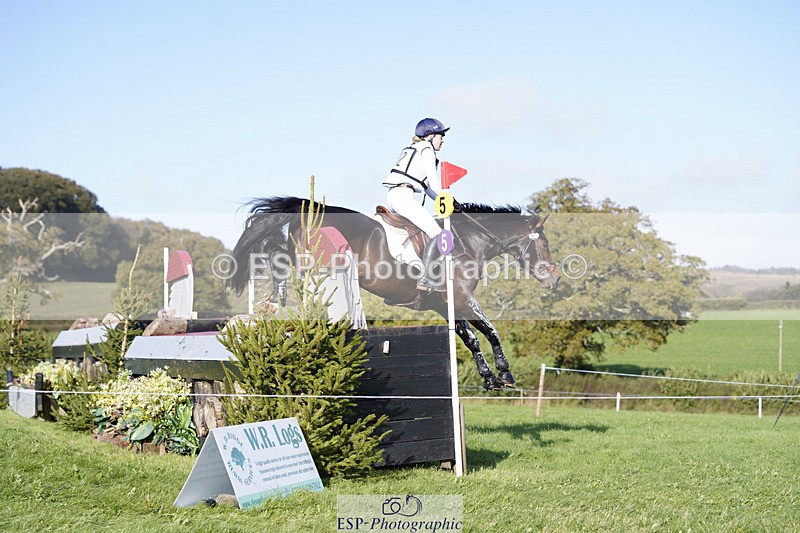 241025-111014-06209 - 012-Mollie.Summerland-SKITTEL.D'EKWI