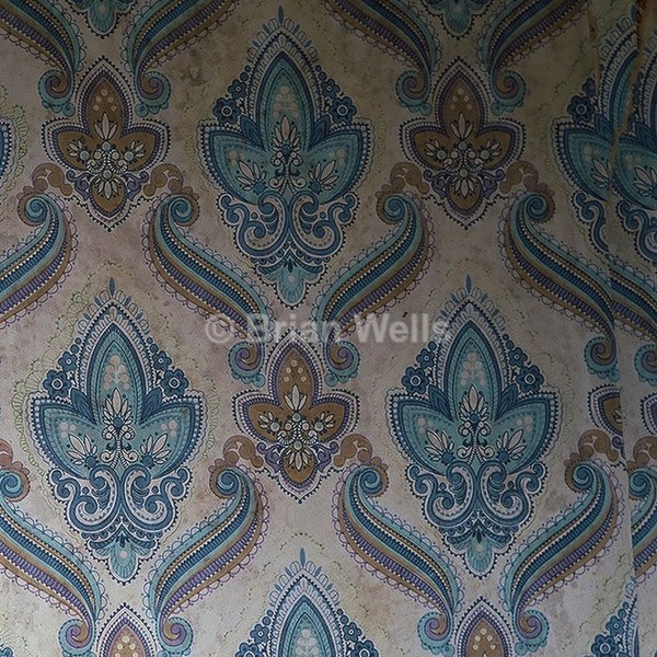 Overlapping Wallpaper - Decor