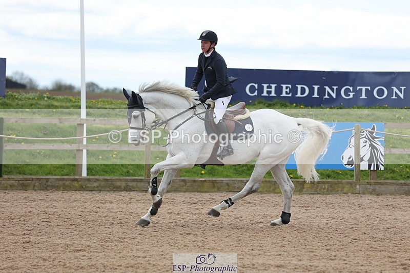 240419A-115241-06868 - Cls 6, 2 Star Medium Tour 1.35m