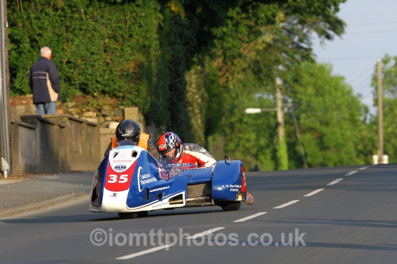 TT148629 - Tuesday Practice - Sidecars