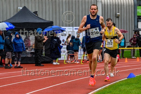 Monument25-918568 - Set Three