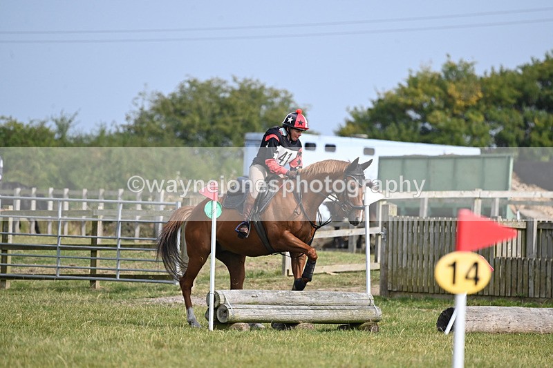 WJ6_2185 - 60cm XC Time 13:54 to 14:20