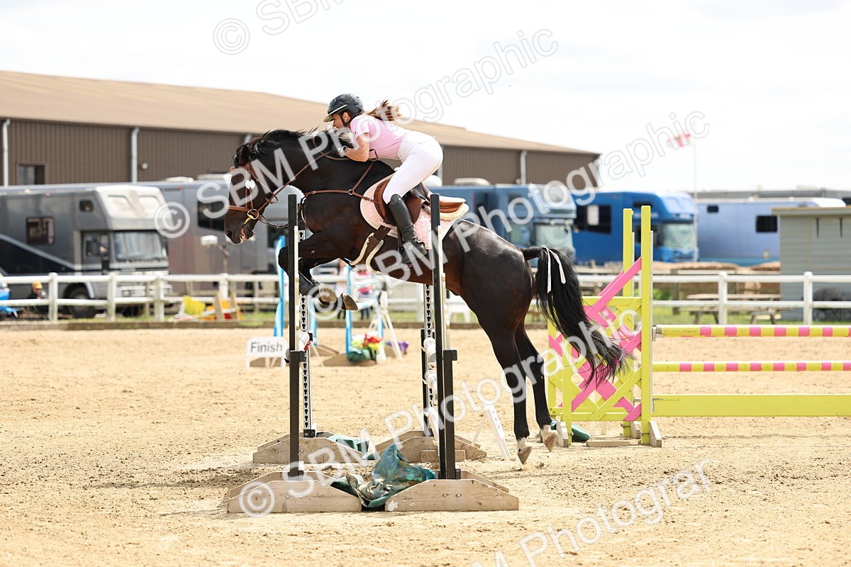 SBM_005355 - Class 18 - Senior 1.05m Open