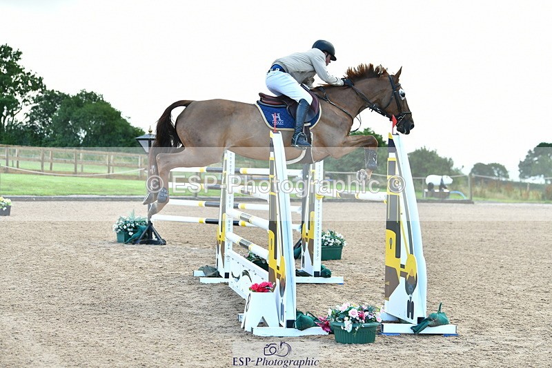 230723A-094450-10641 - Cls 4, 2 Star Small 1.30m