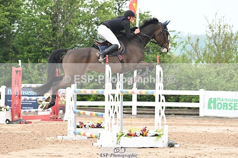 250424-122521-04302 - Cls 21 - 1 Star Gold Tour