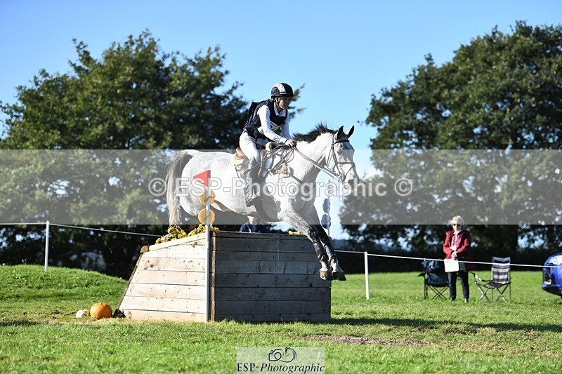 231022-113227-26235 - 248-KINGS.LANE-Liberty.Smith-XC