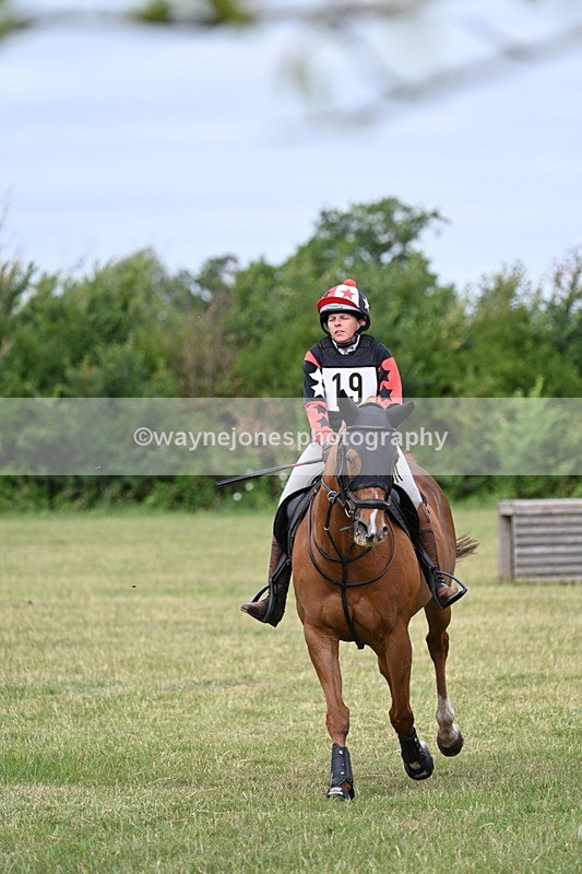 WJ7_5384 - 60cm XC Time 10:17 to 10:49