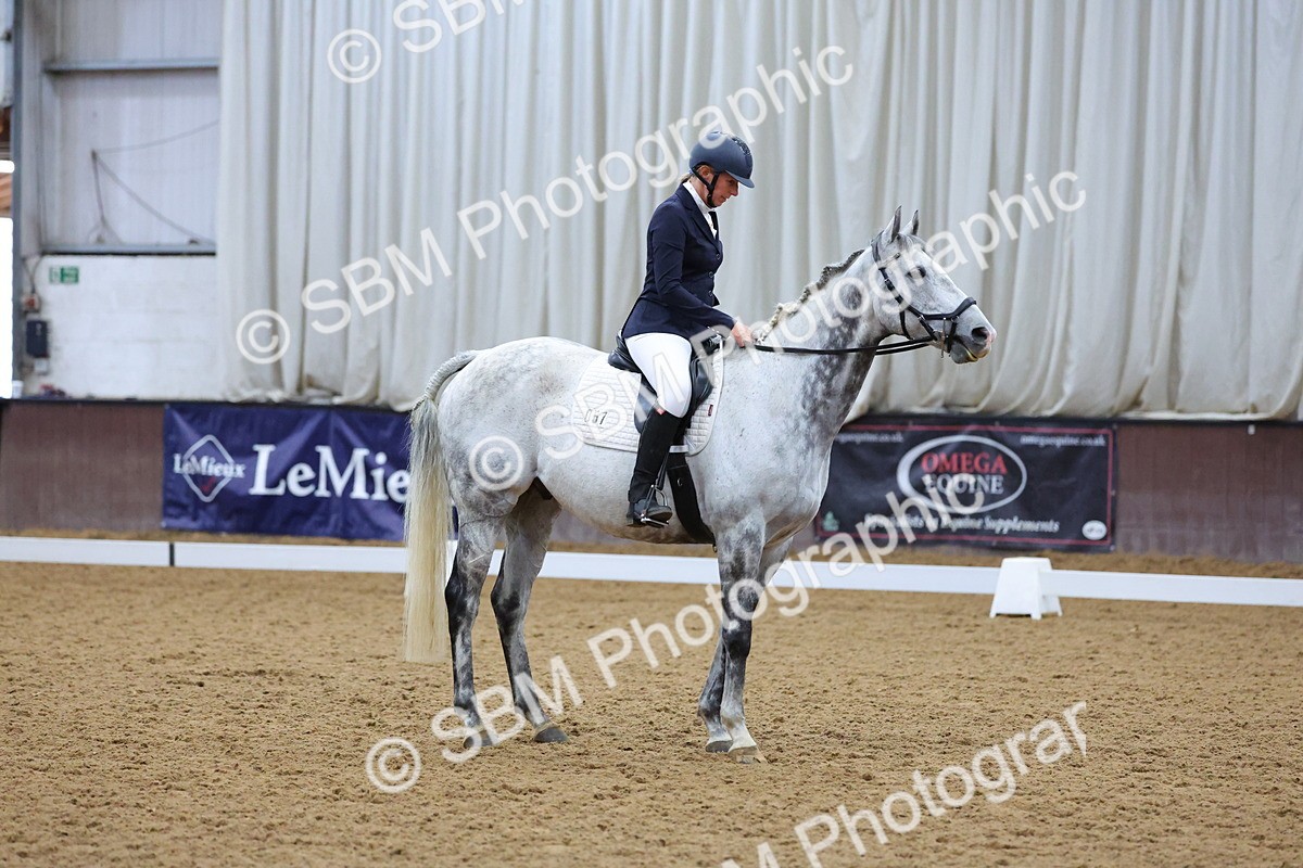 SBM_000289 - Class 2 - Intro 3 Championship - 8.51-9.47
