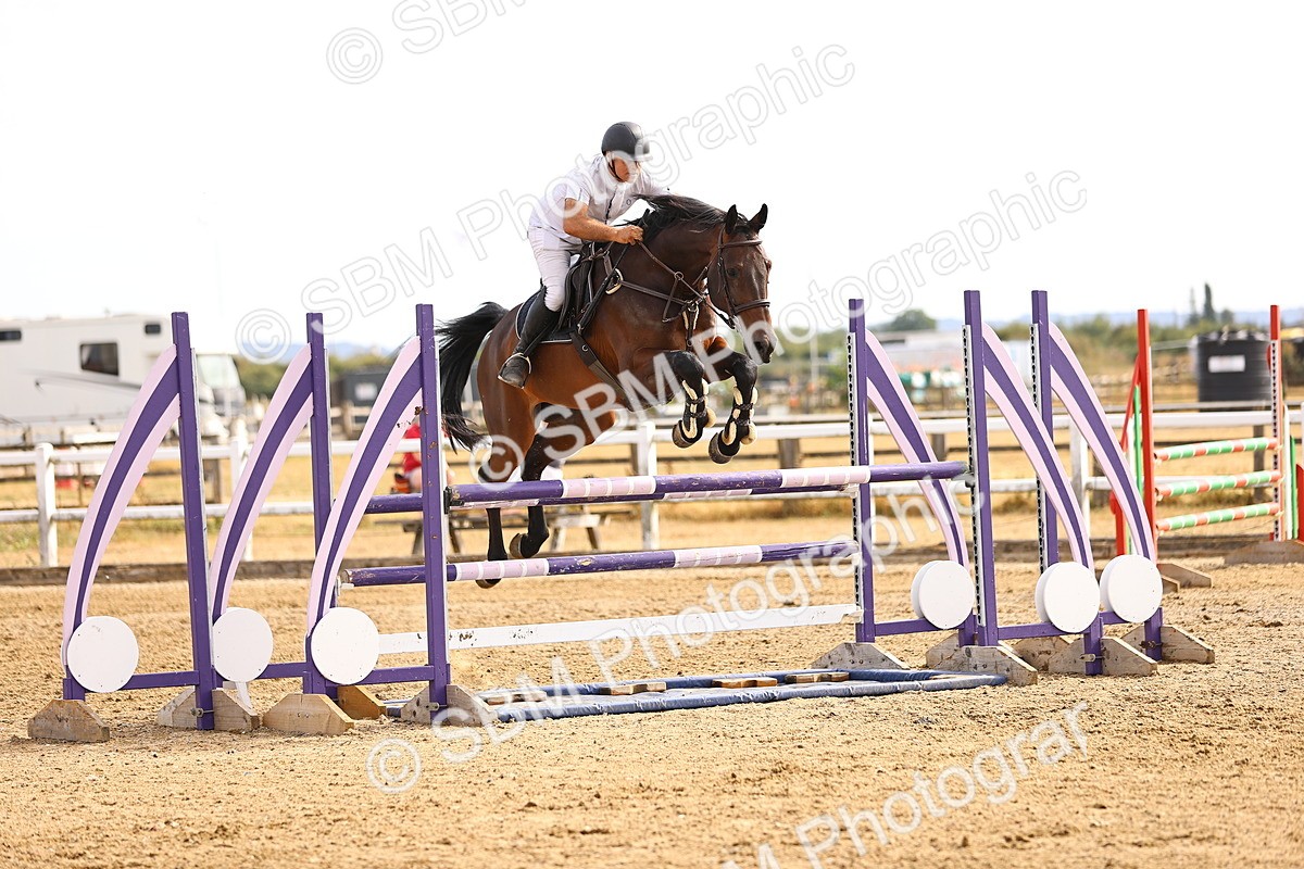 SBM_001578 - Class 6 - Senior Newcomers 1.10m