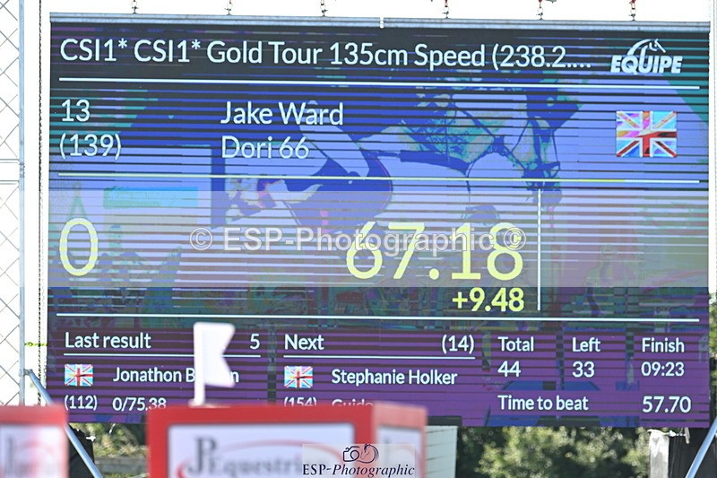 240719A-082412-09286 - Cls 18, 1 Star Gold Tour 1.35m