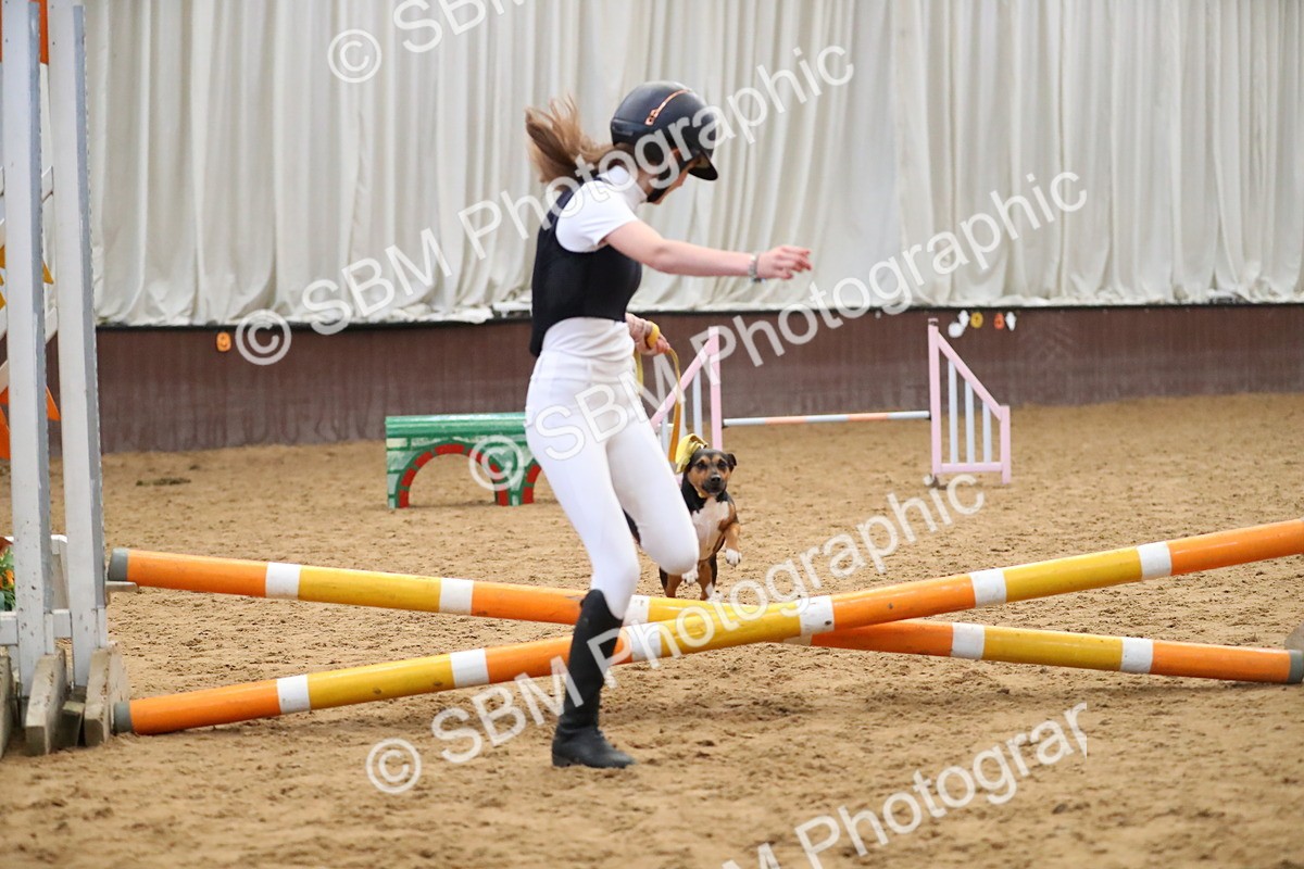 SBM_001922 - Class 3 - Horse & Hound