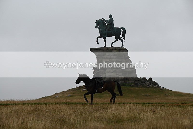 DSC_0938 - Time at Statue 10:58 to 11:53