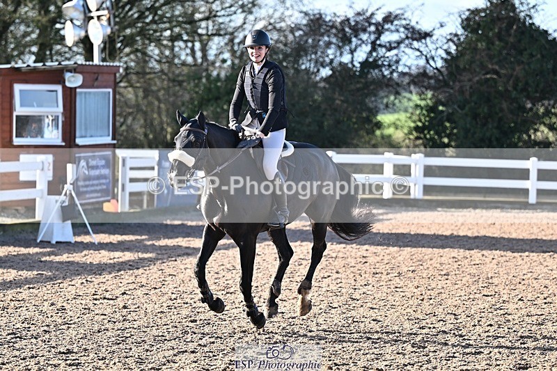 251203-125120-00543 - Cls 4 Newcomers and 1.10m Open