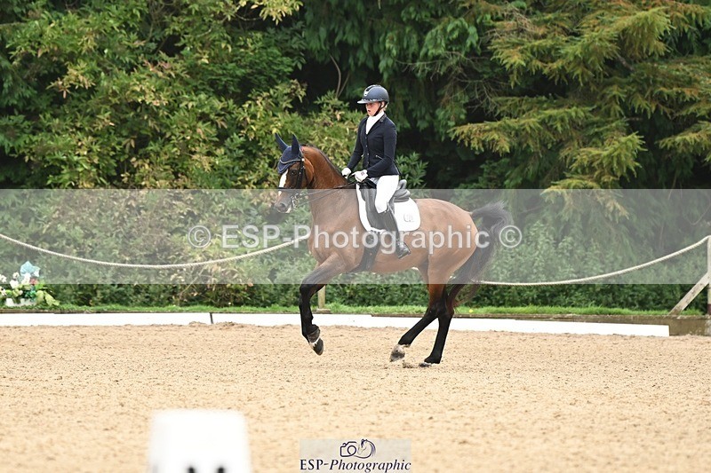 240811-115223-05622 - 305-Emily.Coller-Iondale