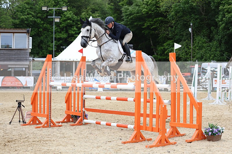 3E7A9663 - Class 9: Senior Foxhunter/1.20 open