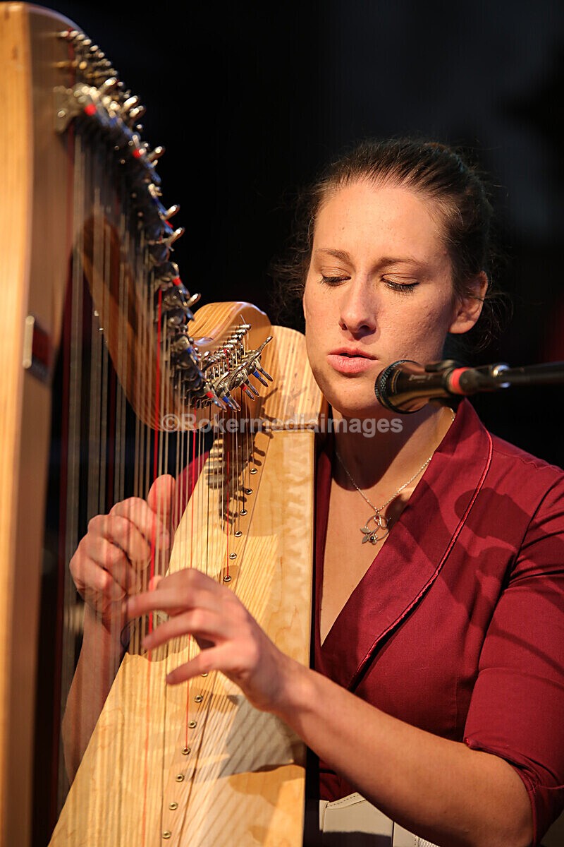 FOLK N BLUES-32 - FOLK and BLUES SEPT 2022