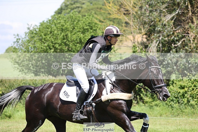 240525-123521-13353 - 377-HONEYBROOK_EXTRA_SPECIAL-Tom_Rowland