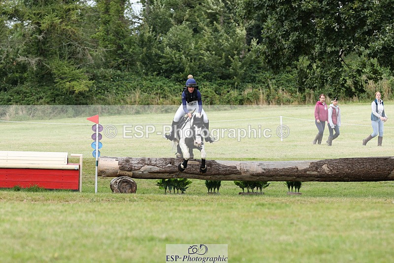 240825X-165912-37843 - 80cm XC 16.30 to 17.30