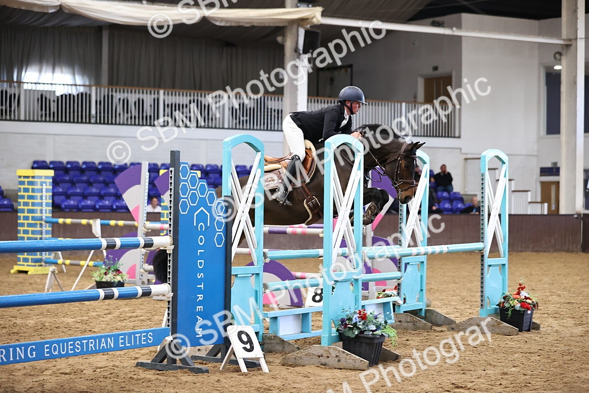 SBM_001570 - Class 4 - Senior Newcomers - 1.10m Open