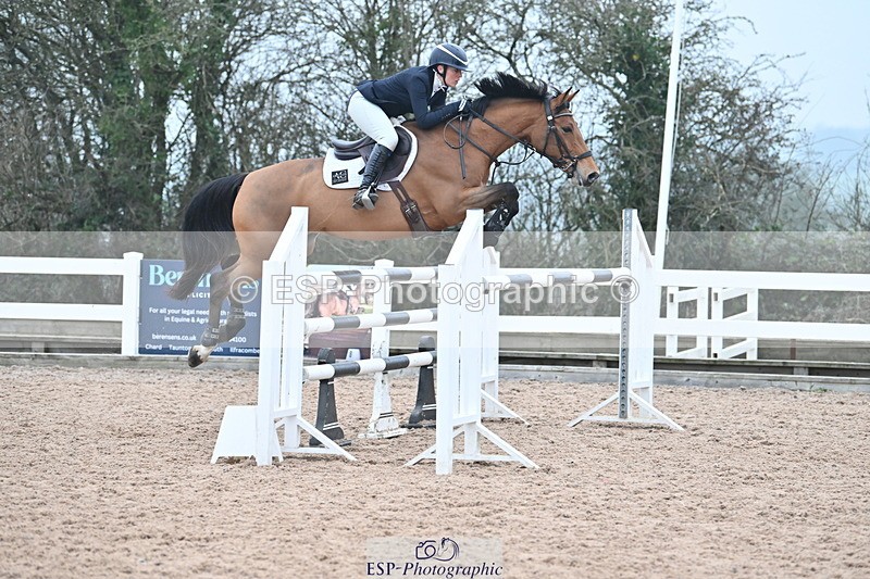 240113A-141919-02312 - Cls 13 Foxhunter and 1.20m Open