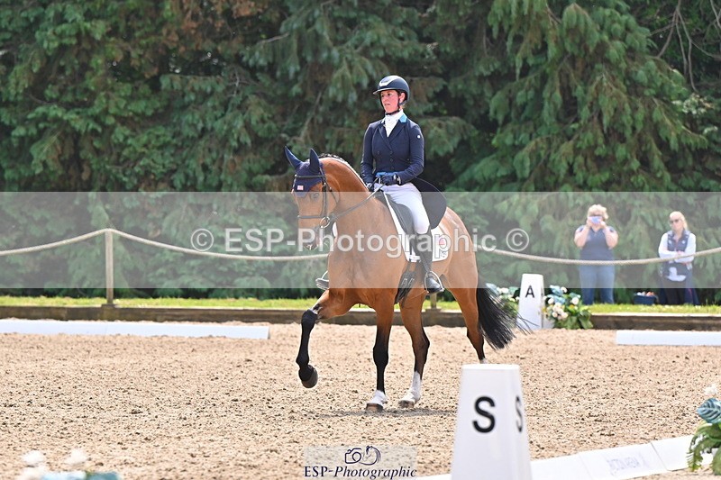 250523A-123359-06568 - D-460-Jenny.Caras-SOMMERSBY