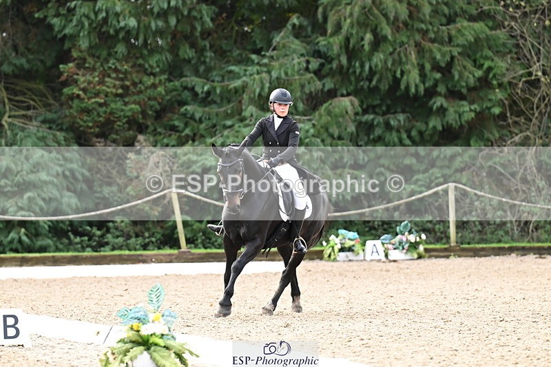 251023A-111910-01697 - B-136-Sophie.Jackson