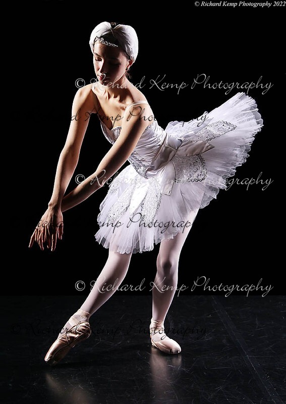 010522-4758w - Performance