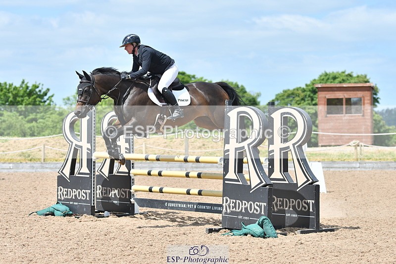 240609A-113556-04631 - Cls 17 Snr 1.05m Open