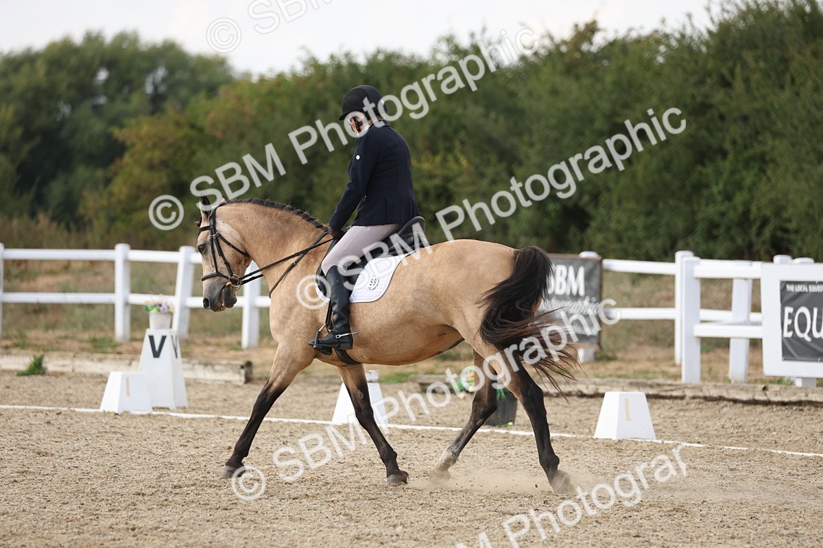 SBM_015677 - Class 6 - E5 Silver 15.54.16.58