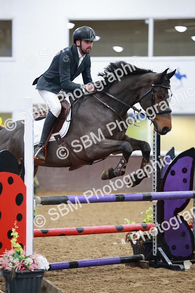 SBM_003928 - Class 16 - Senior Discovery - 1.00m